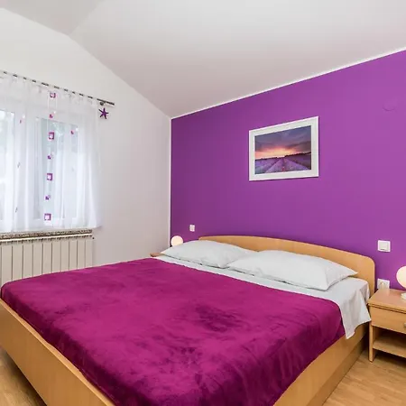 2 Bedroom Beautiful In *